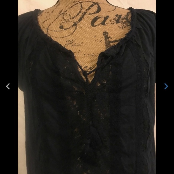 Hollister Navy Blue Lace Hi Lo Hem Tie Front Top - Picture 4 of 8